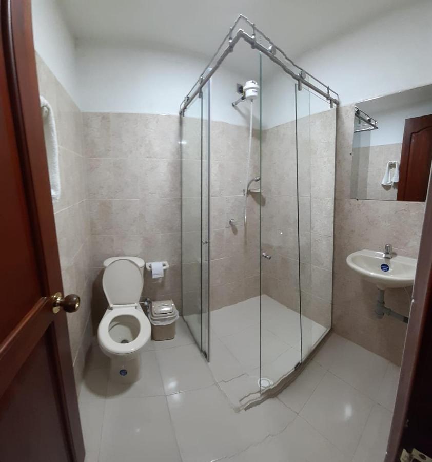 Hotel Jardin De Rosas ภายนอก รูปภาพ