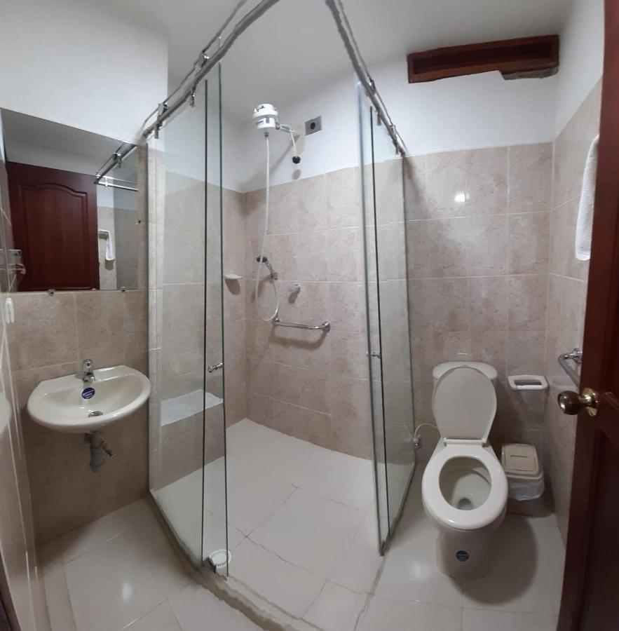 Hotel Jardin De Rosas ภายนอก รูปภาพ