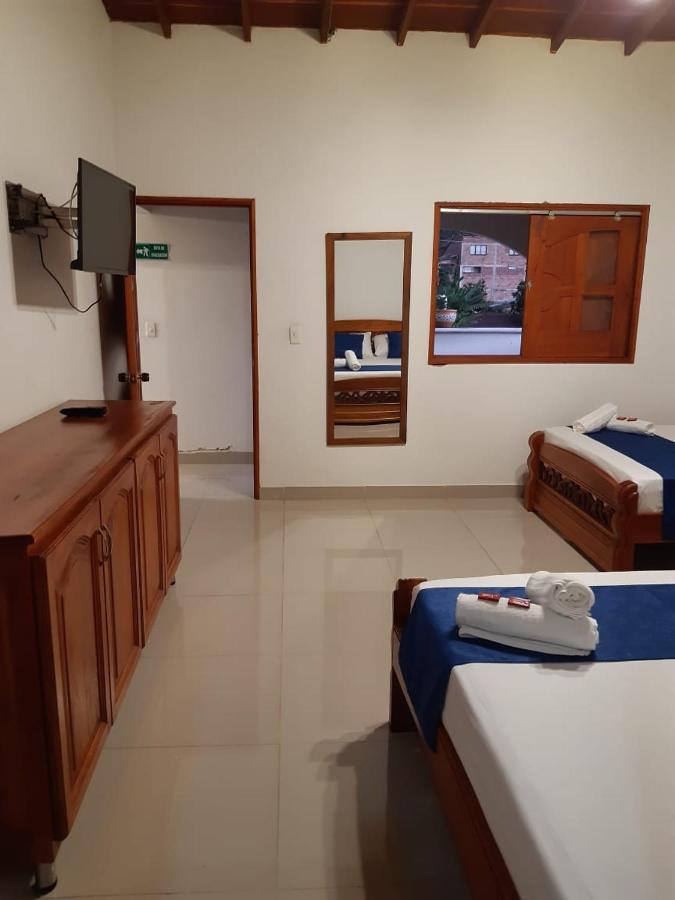 Hotel Jardin De Rosas ภายนอก รูปภาพ